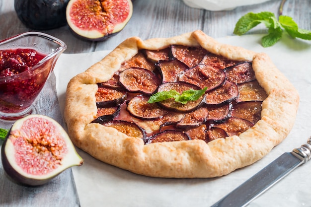 Homemade figs galette