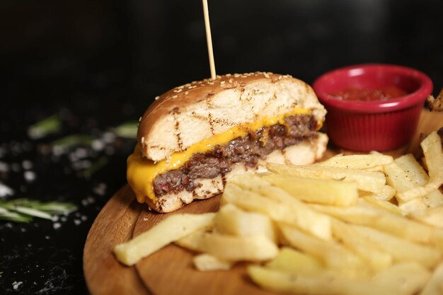 Homemade hamburger with fresh vegetables