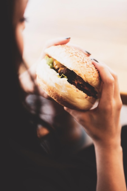 Homemade hamburger with fresh vegetables