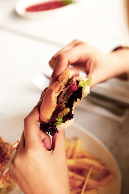 Homemade hamburger with fresh vegetables