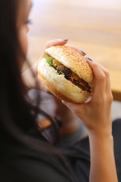 Homemade hamburger with fresh vegetables