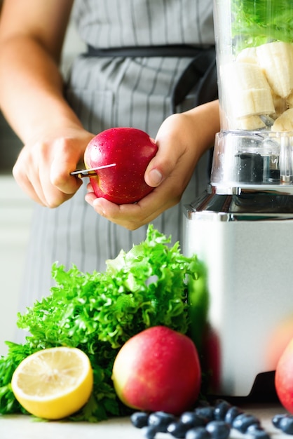 Homemade healthy green smoothie. 