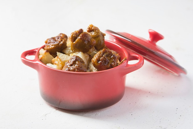 Homemade Irish Beef Stew with Carrots and Potatoes