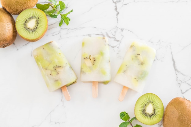 homemade kiwi ice-cream