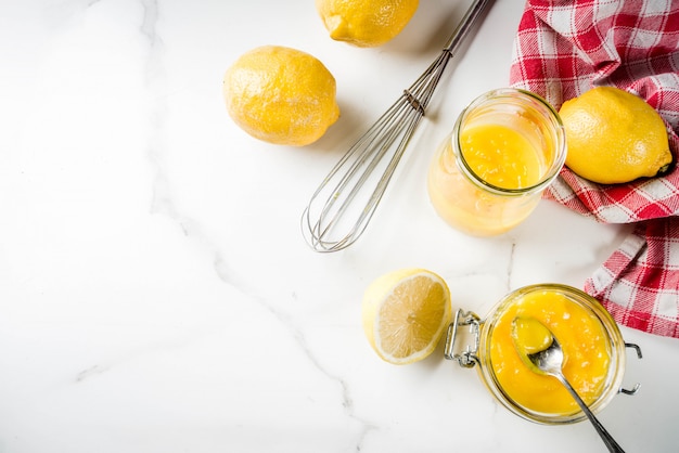 Homemade lemon curd