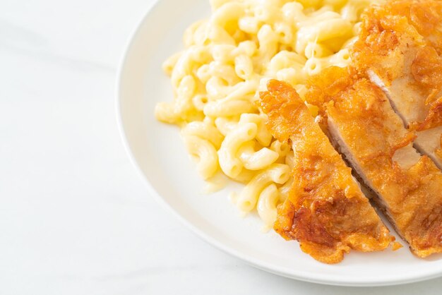 Homemade Mac and cheese with fried chicken