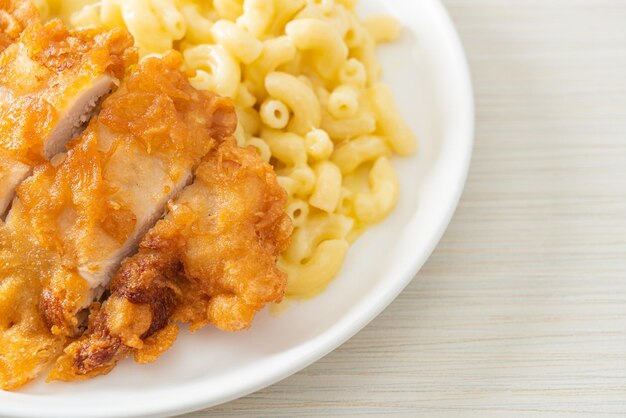 Homemade Mac and cheese with fried chicken