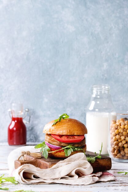 Hamburger di carne fatto in casa