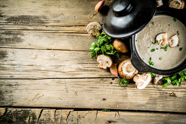 Photo homemade mushroom soup