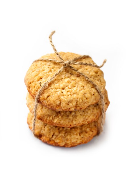 Photo homemade oat cookies isolated