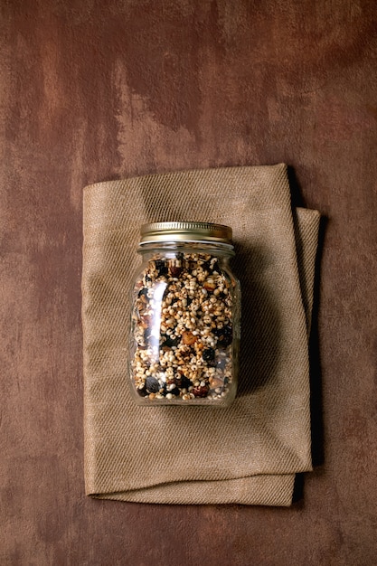 Photo homemade puffed millet granola