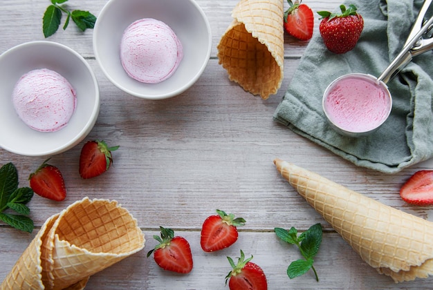 Homemade strawberry ice cream with fresh strawberries