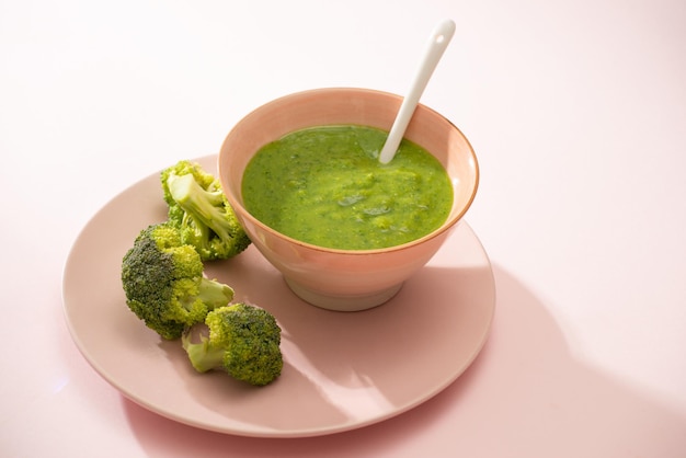 Homemade vegetable baby food Broccoli puree for baby