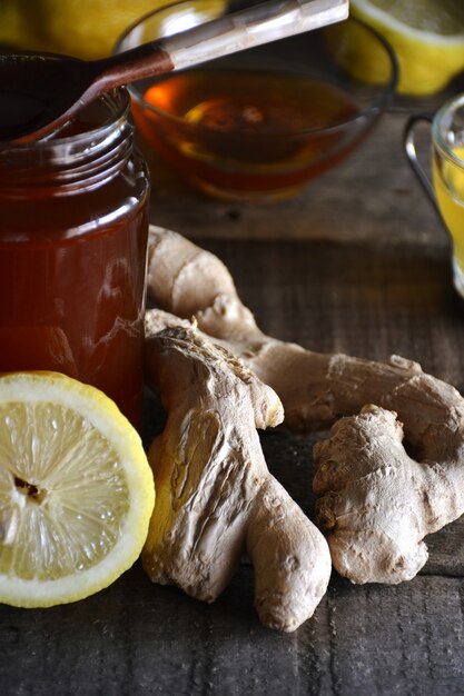 Honey accompanied by Ginger