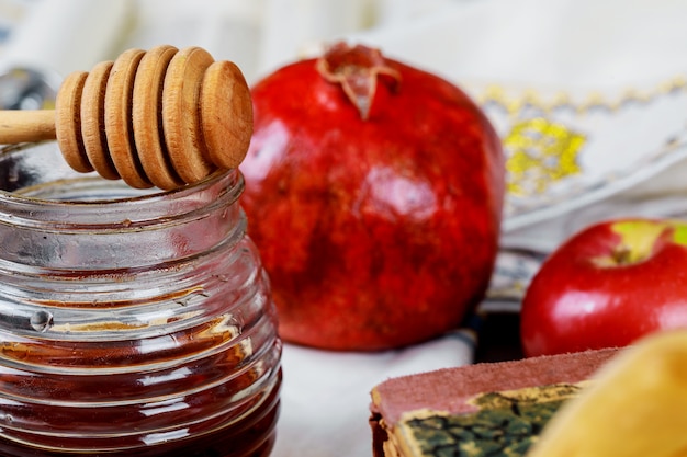 Honey, apple and pomegranate for traditional holiday symbols rosh hashanah jewesh holiday