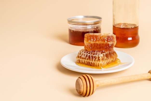 honey and fresh honeycombs
