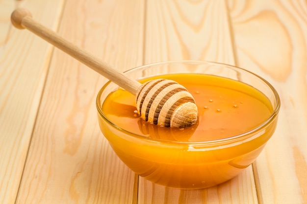 Honey in glass bowl