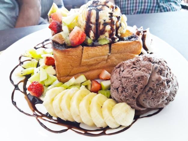 Honey toast with ice cream and fruit