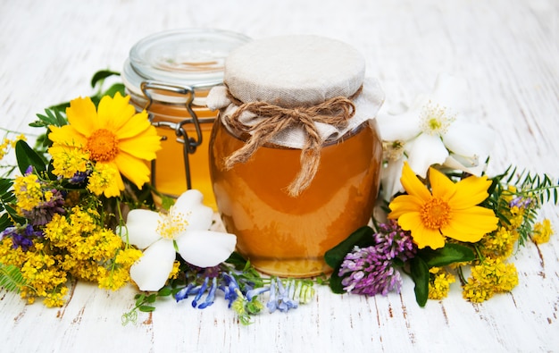 Honey and wild flowers 