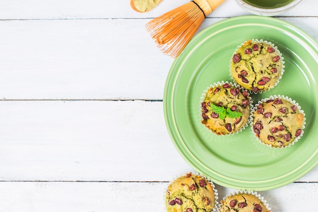 Foto torta del muffin del tè del miele che pulisce