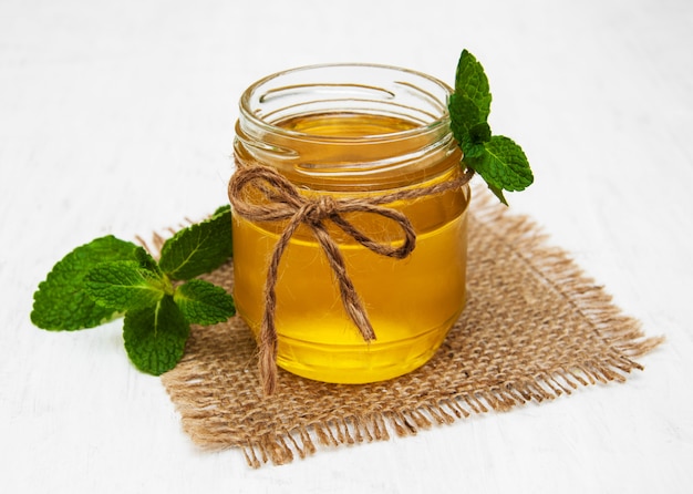 Honey with mint