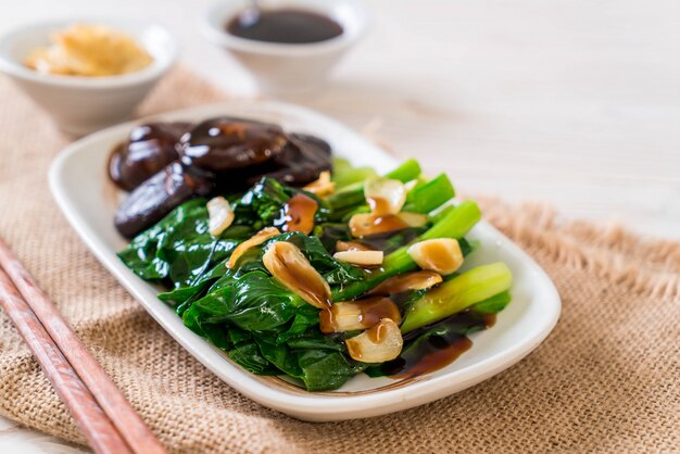 Hong Kong Kale stir fried in oyster sauce