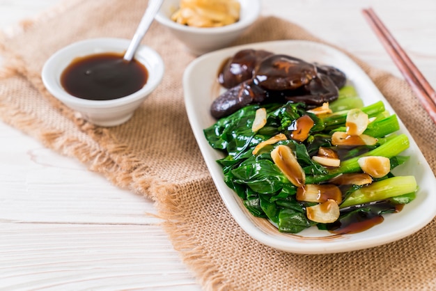 Hong Kong Kale stir fried in oyster sauce