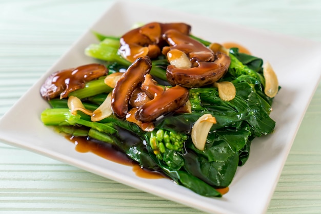 Hong Kong Kale stir fried in oyster sauce