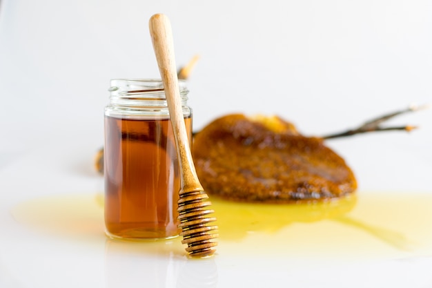 Honing met honingraat