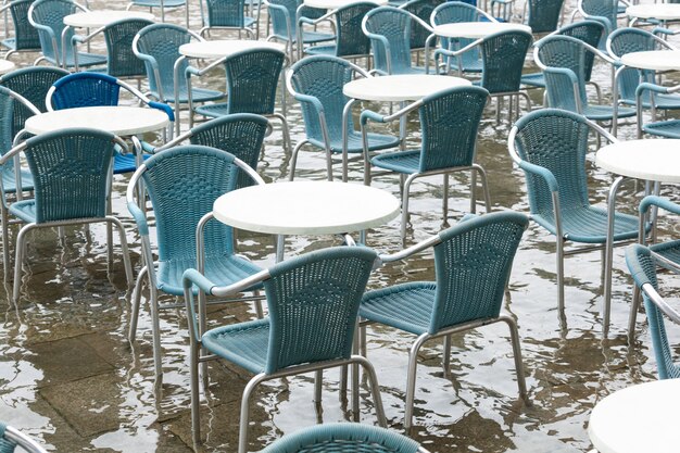 Hoog water in het San Marcoplein, Venetië