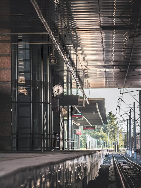 Foto hooghoekbeeld van de brug