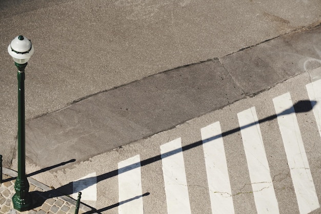 Foto hooghoekbeeld van de straat