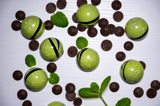 Foto hooghoekbeeld van fruit op tafel