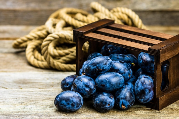 Foto hooghoekbeeld van fruit op tafel