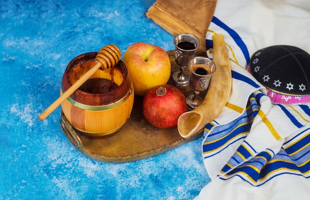 Foto hooghoekbeeld van fruit op tafel