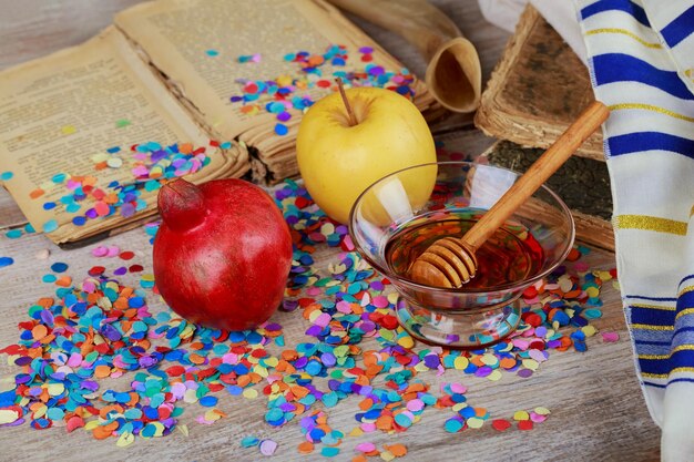 Foto hooghoekbeeld van fruit op tafel