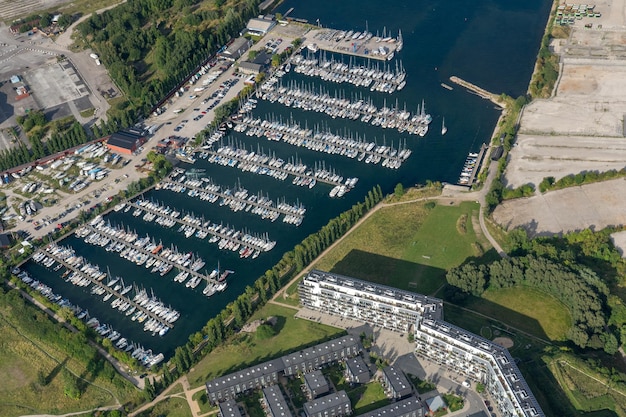 Foto hooghoekbeeld van gebouwen in de stad