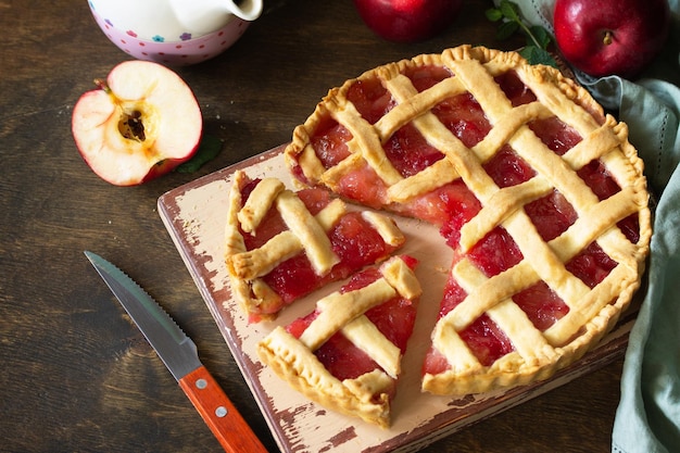 Hooghoekbeeld van het dessert op tafel