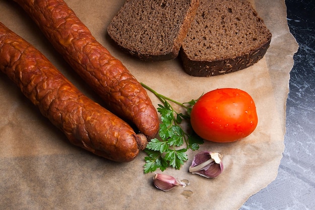 Hooghoekbeeld van het ontbijt op tafel