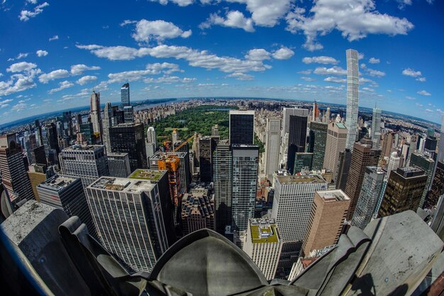 Foto hooghoekbeeld van het stadsbeeld tegen de lucht