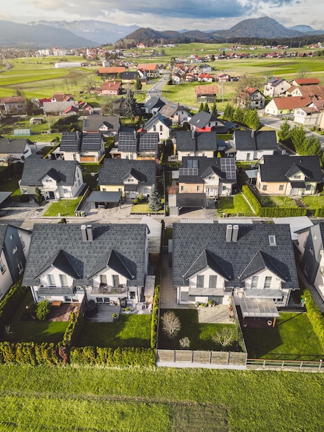 Hooghoekbeeld van het stadsbeeld tegen de lucht