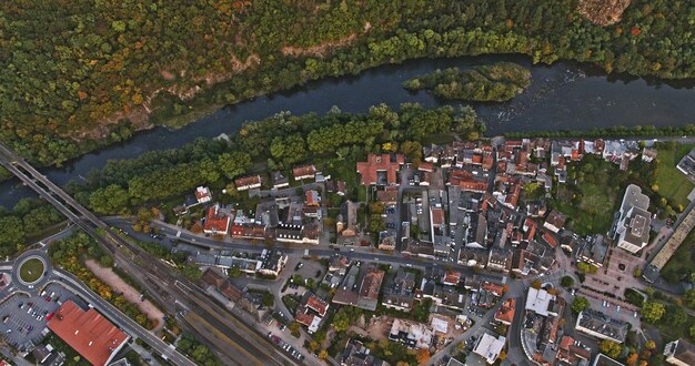 Foto hooghoekbeeld van het stadsbeeld tegen de lucht