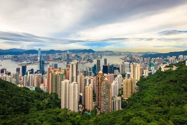 Hooghoekbeeld van het stadsbeeld van Hong Kong