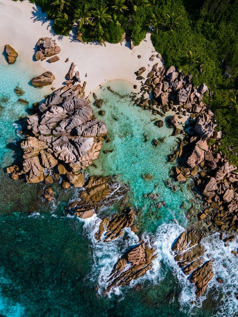 Foto hooghoekbeeld van het strand