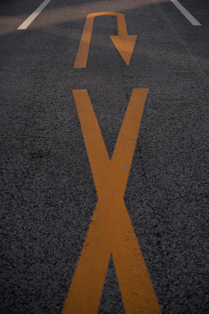 Foto hooghoekbeeld van het verkeersbord