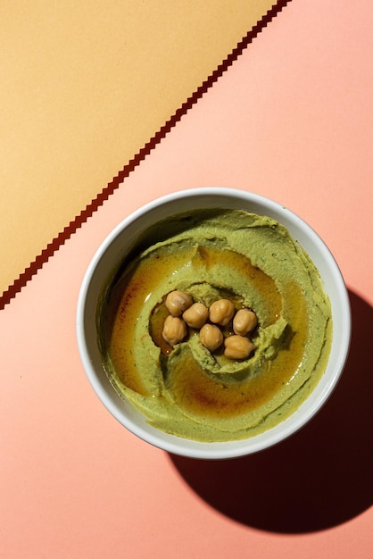 Hooghoekbeeld van koffie op tafel