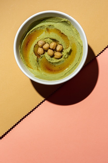 Hooghoekbeeld van koffie op tafel