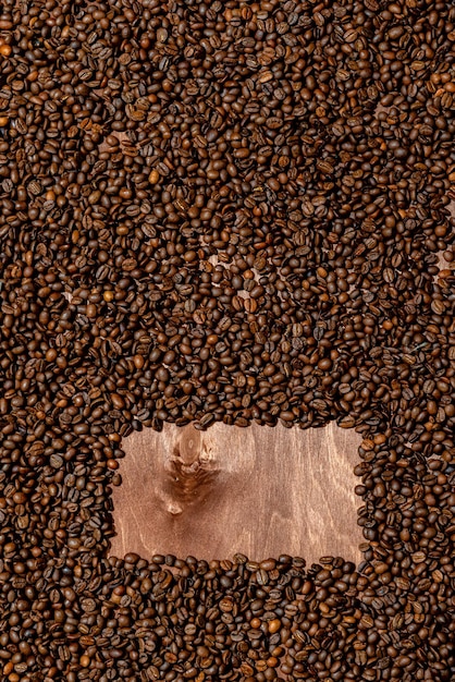 Foto hooghoekbeeld van koffiebonen