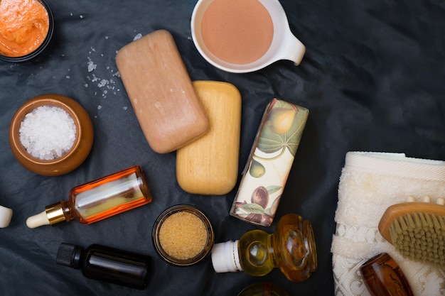 Foto hooghoekbeeld van voedsel op tafel