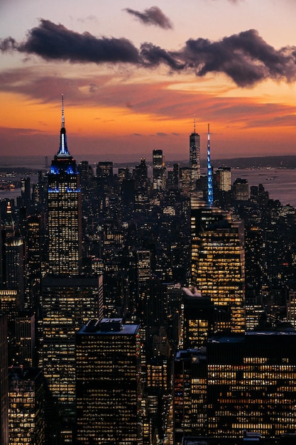 Hooghoekfoto van stadsgebouwen in New York